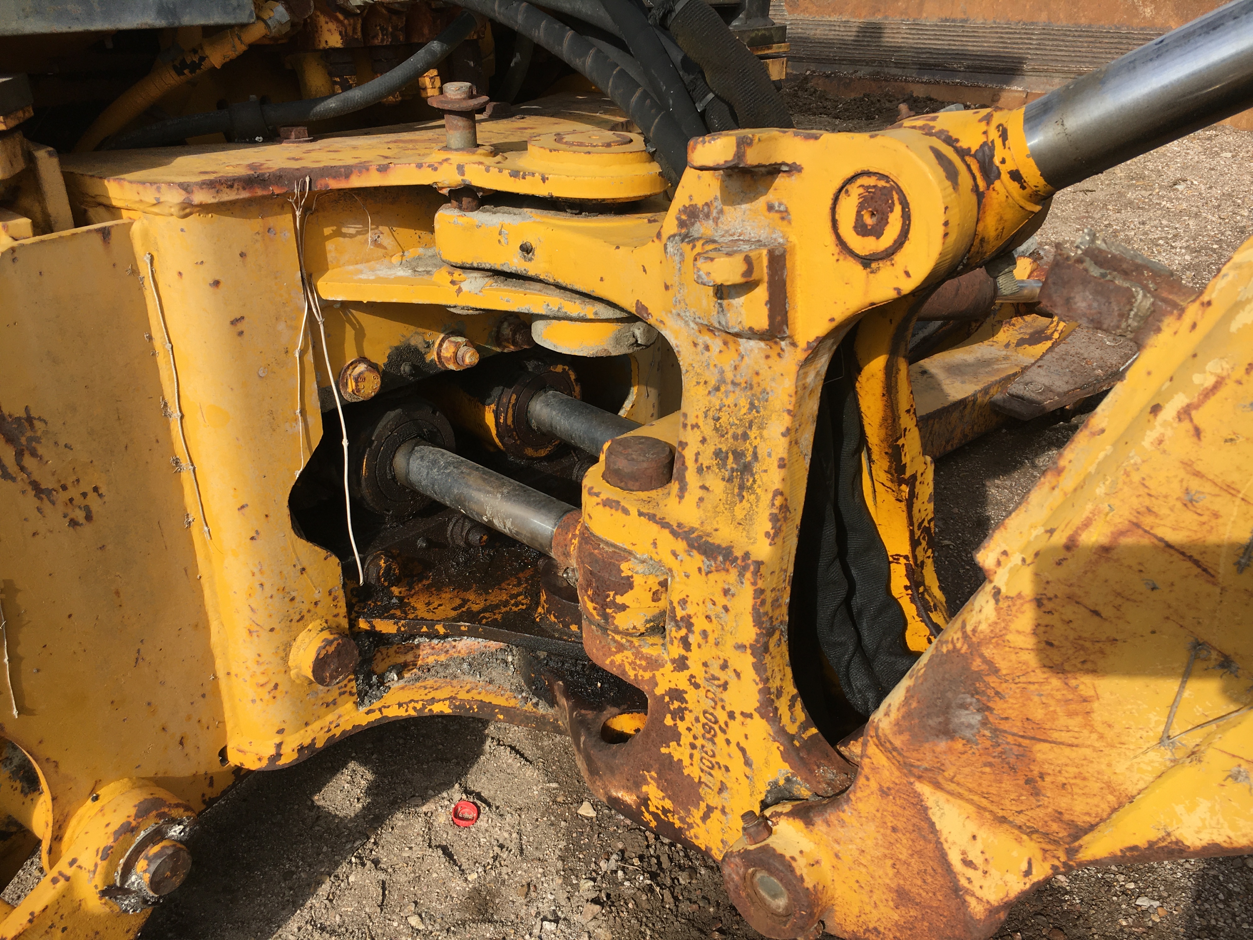 ./imagenes/INVOICE/2019/16915/RETROEXCAVADORA JOHN DEERE 310C PARA PARTES (35).JPG